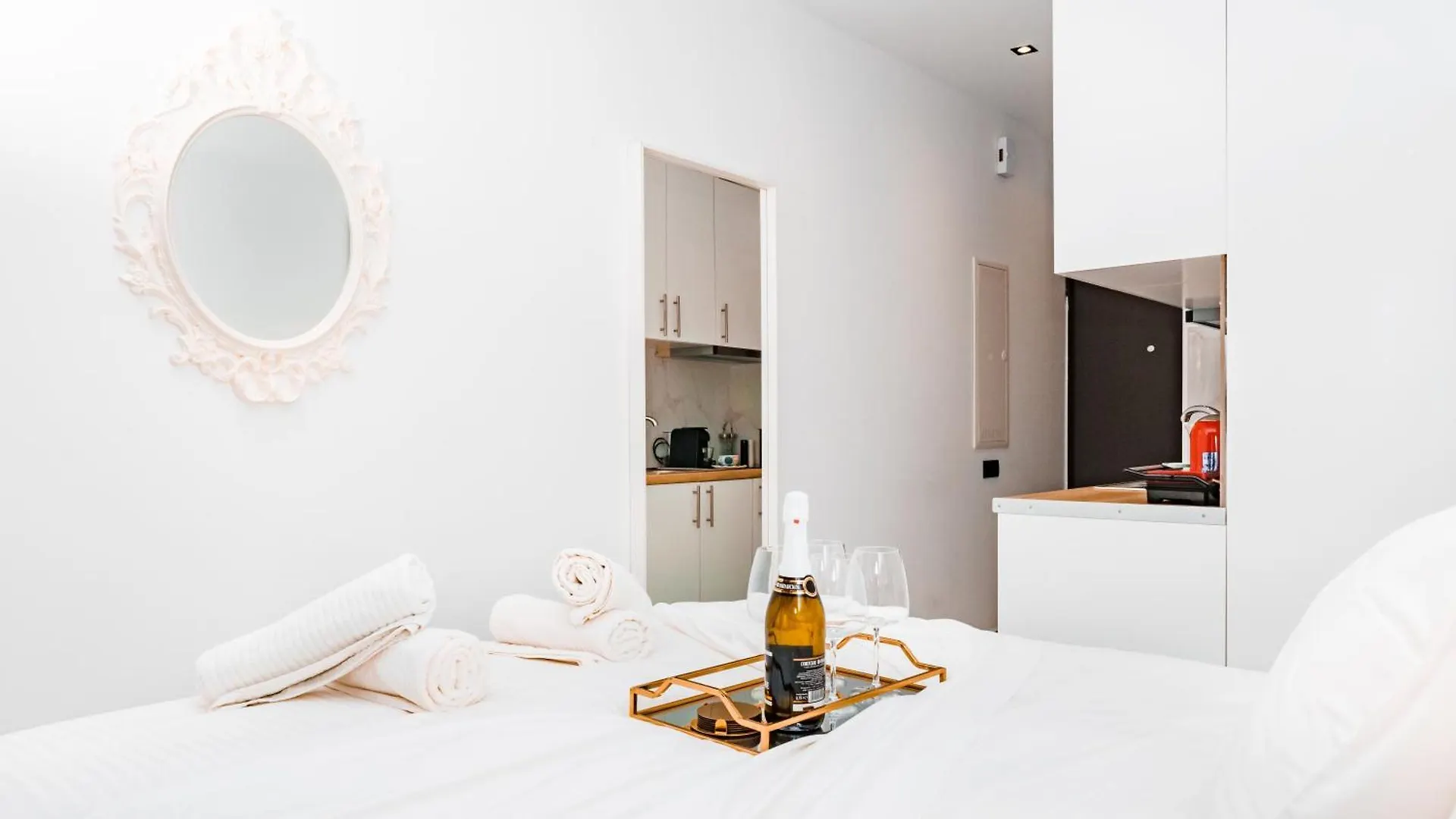 Apartment Kallithea Diamond Suite